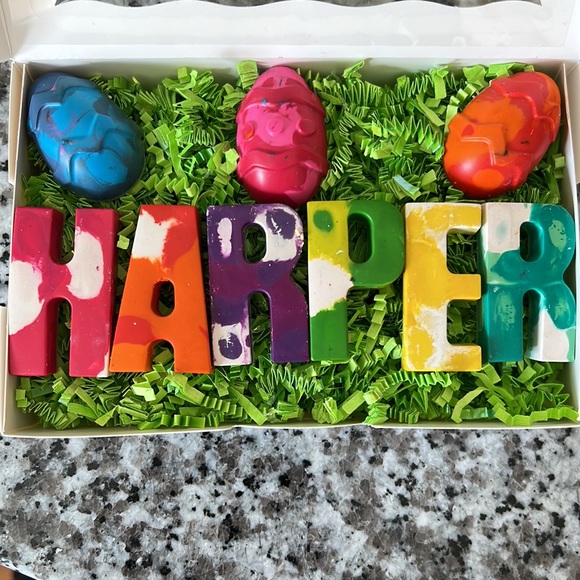 🐰Any Name Personalized Crayon Name🐰 - Picture 3 of 5